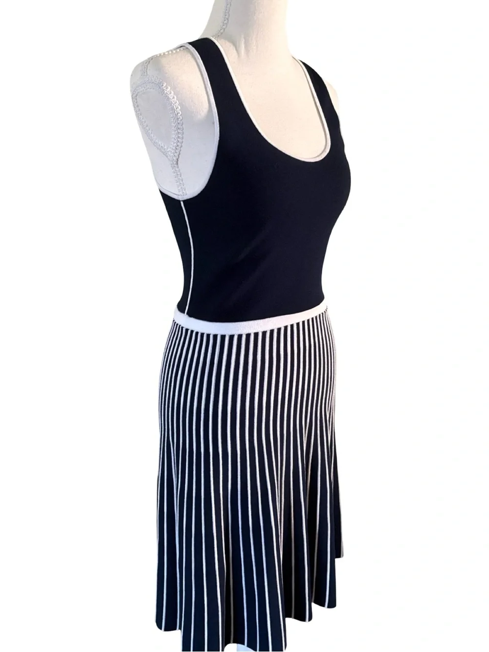 Banana Republic Classic Navy and White Striped Knit Fit & Flare Dress Size XS